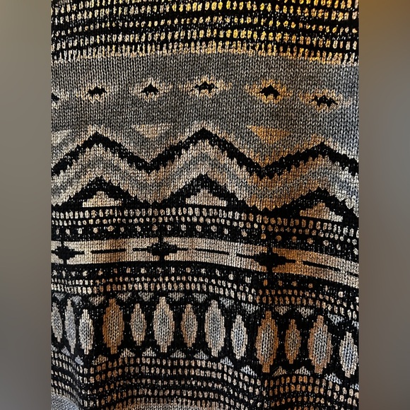 Addie size small shimmer sweater - Picture 9 of 13